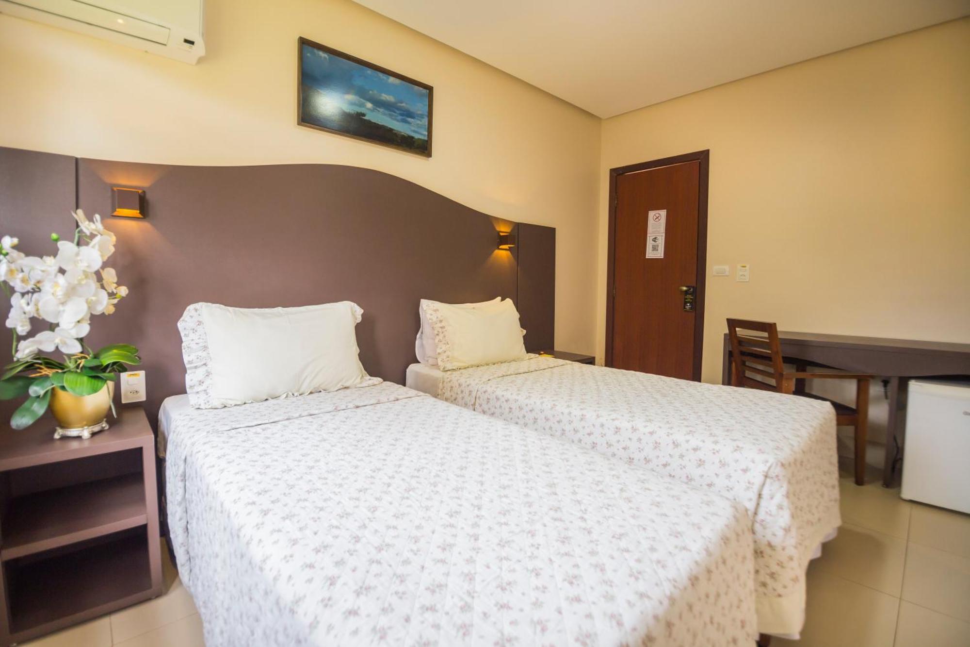 Terra Dos Diamantes Hotel Ленсойс Екстериор снимка